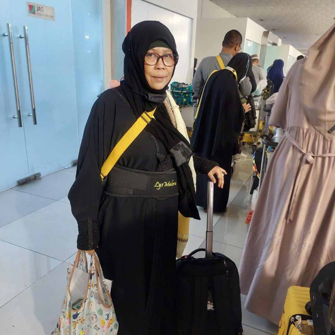 Dokumentasi pengguna Lysmelora dalam perjalanan ke Mekkah